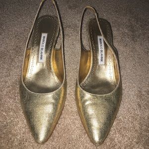 Maniki Blahnik gold sling backs size 39